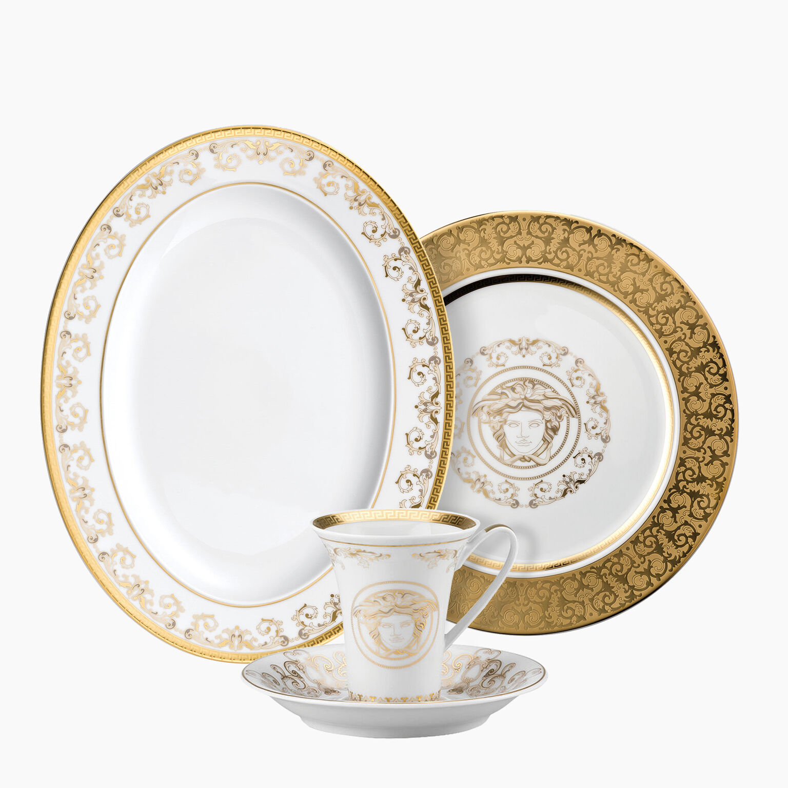 61pc set versace dinner sets (DM for price) Here are the details of dinner  set 8x Quarter plates 8x Rice plates 8x deep plates 8x cups 8x…